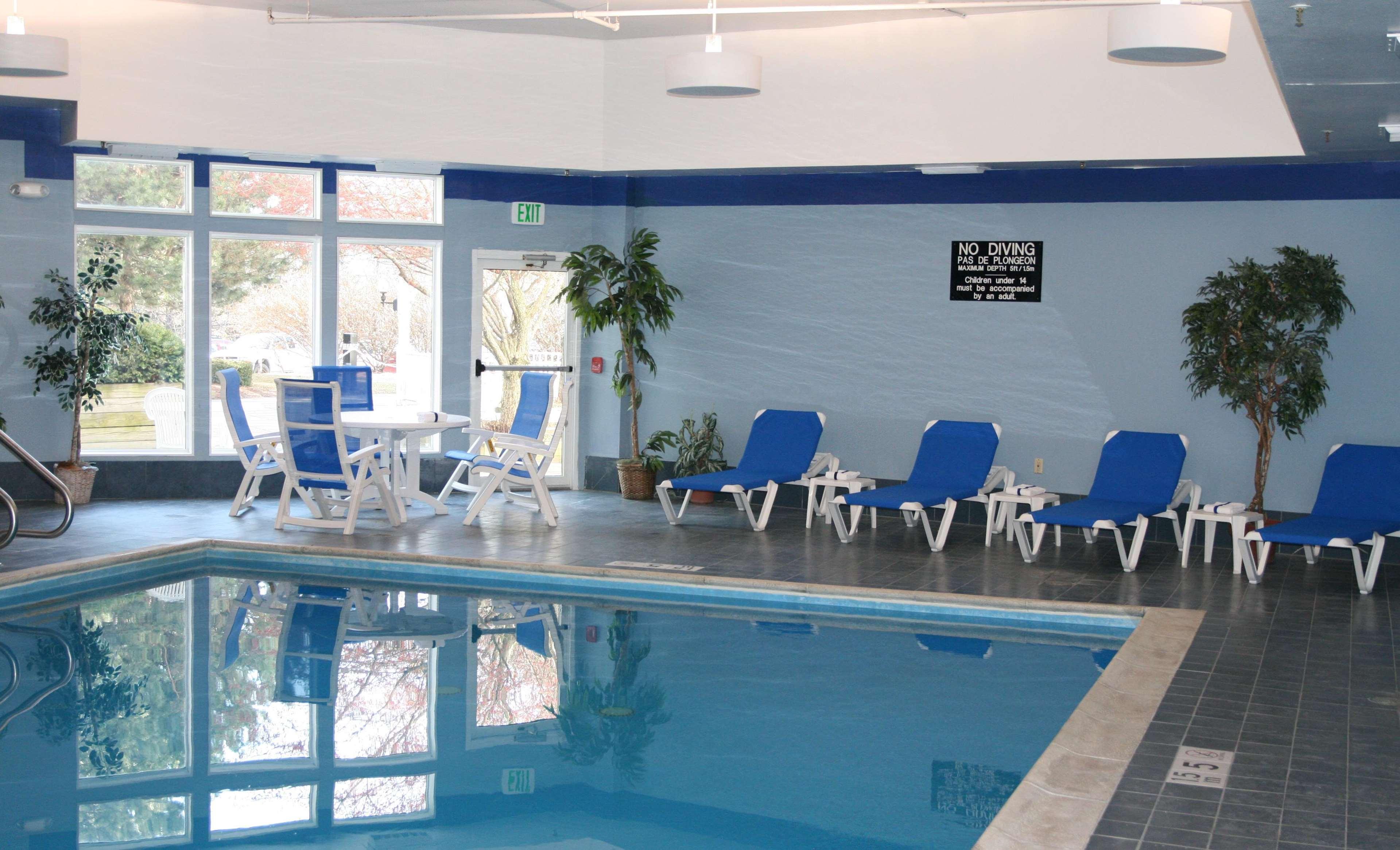 Hampton - Colchester Hotel